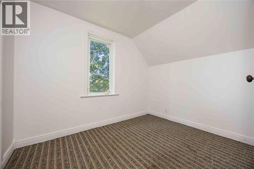 3201 Park Street, Brooke-Alvinston, ON - Indoor Photo Showing Other Room