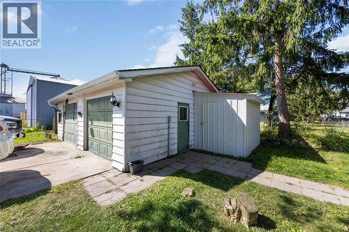 3201 Park Street, Brooke-Alvinston, ON - Outdoor With Exterior