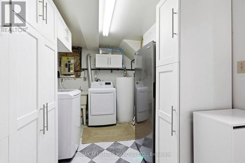 1057 Roy Avenue, Cornwall, ON - Indoor Photo Showing Laundry Room