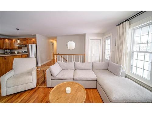 64 Thompson Ave, Burton, NB 