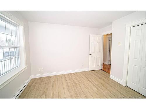 64 Thompson Ave, Burton, NB 