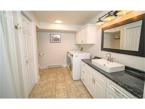 64 Thompson Ave, Burton, NB 