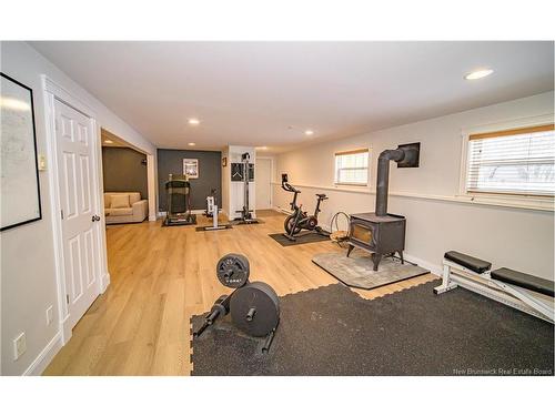 64 Thompson Ave, Burton, NB 