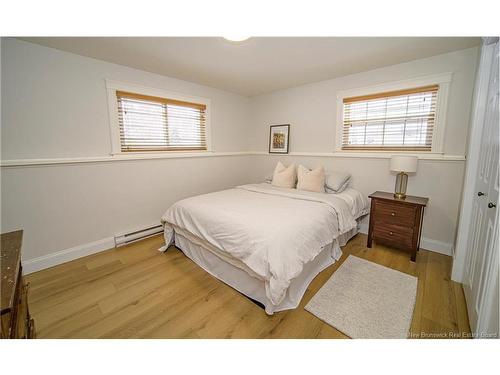 64 Thompson Ave, Burton, NB 