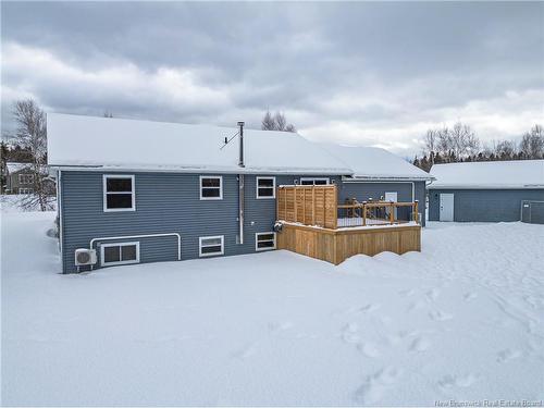 64 Thompson Ave, Burton, NB 