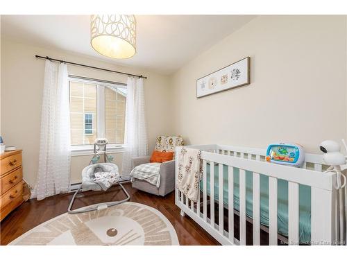 73 Lakeburn Ave, Dieppe, NB 