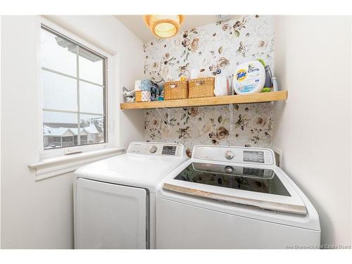 73 Lakeburn Ave, Dieppe, NB 