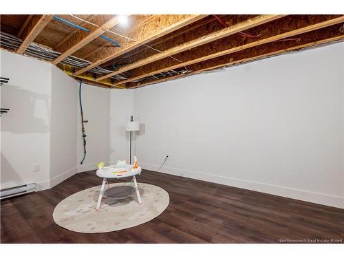 73 Lakeburn Ave, Dieppe, NB 