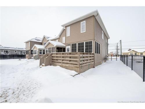 73 Lakeburn Ave, Dieppe, NB 