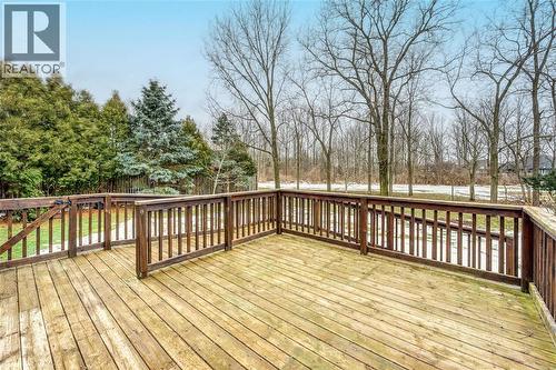 572 Valentina Street, Petrolia, ON - Outdoor With Deck Patio Veranda