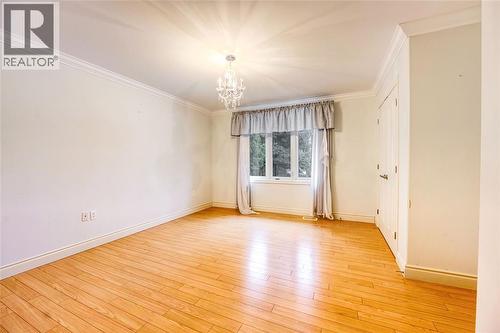 572 Valentina Street, Petrolia, ON - Indoor Photo Showing Other Room