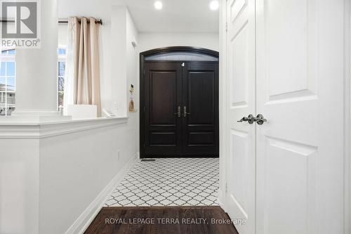19 Scarlett Trail, Vaughan, ON - Indoor Photo Showing Other Room