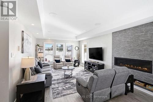 6625 Sutherland Avenue, South Glengarry, ON - Indoor Photo Showing Living Room With Fireplace