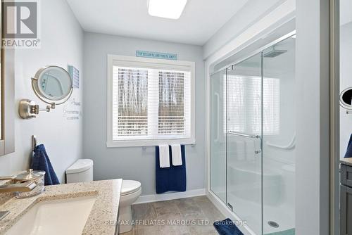 6625 Sutherland Avenue, South Glengarry, ON - Indoor Photo Showing Bathroom