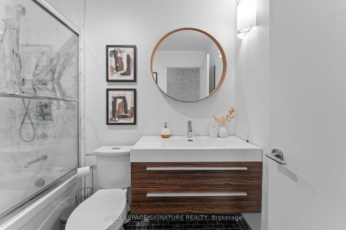 606-33 Mill Street, Toronto, ON - Indoor Photo Showing Bathroom