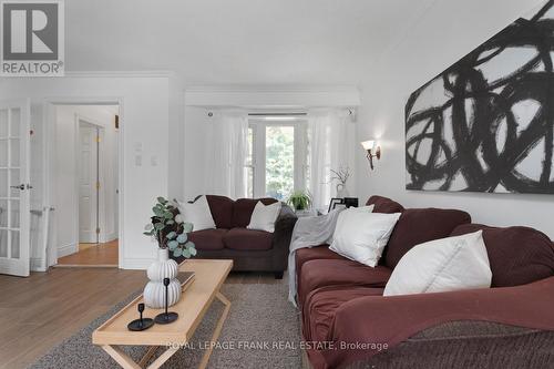 42 - 700 Harmony Road N, Oshawa (Pinecrest), ON - Indoor Photo Showing Living Room