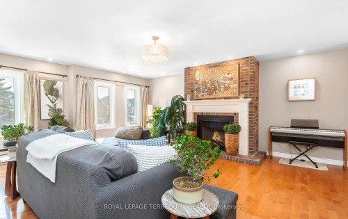 5596 Haddon Hall Road, Mississauga, ON - Indoor Photo Showing Bedroom With Fireplace