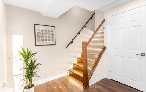 5596 Haddon Hall Road, Mississauga, ON - Indoor Photo Showing Other Room