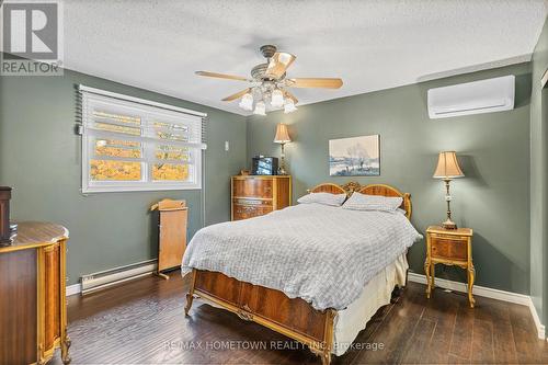 4 Meikle Drive, Augusta, ON - Indoor Photo Showing Bedroom