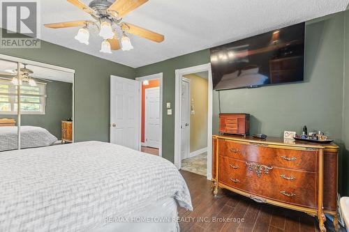 4 Meikle Drive, Augusta, ON - Indoor Photo Showing Bedroom