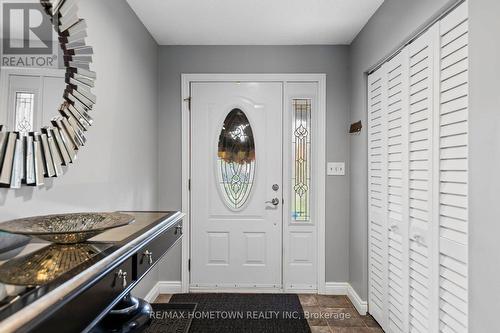 4 Meikle Drive, Augusta, ON - Indoor Photo Showing Other Room