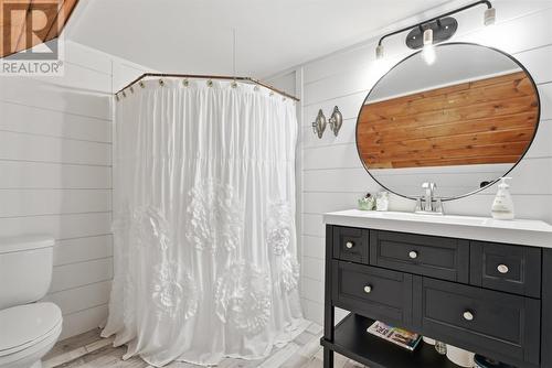 40 Michigan Ave, Blind River, ON - Indoor Photo Showing Bathroom