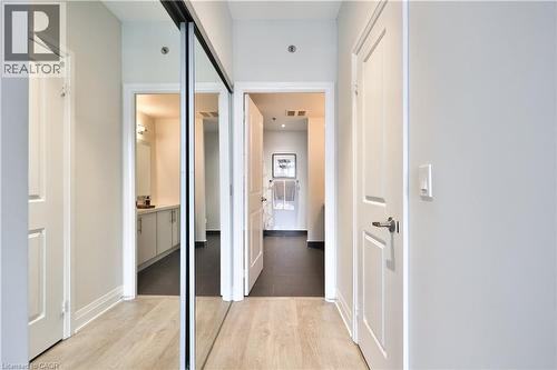 55 Speers Road Unit# 1709, Oakville, ON - Indoor Photo Showing Other Room