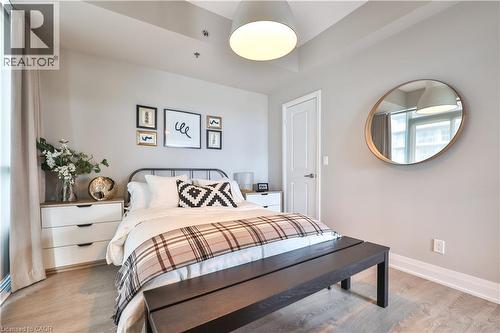 55 Speers Road Unit# 1709, Oakville, ON - Indoor Photo Showing Bedroom