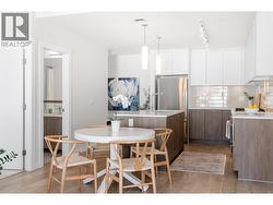 205 615 E 3RD STREET  North Vancouver, BC V7L 0G3