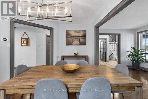 84 Loon Avenue, Barrie, ON - Indoor Photo Showing Dining Room
