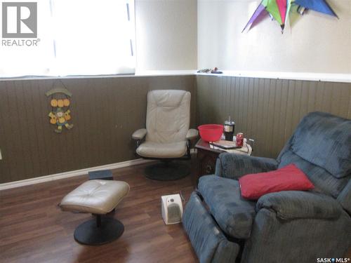 706 Klassen Bay, Martensville, SK - Indoor