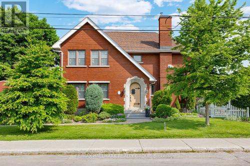 1 Iona Street, Ottawa, ON - Outdoor
