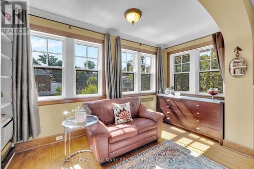 1 Iona Street, Ottawa, ON - Indoor