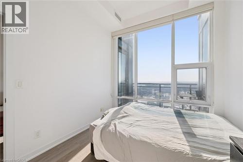 85 Duke Street Unit# 1707, Kitchener, ON - Indoor Photo Showing Bedroom