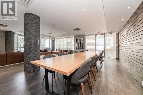 85 Duke Street Unit# 1707, Kitchener, ON - Indoor Photo Showing Dining Room