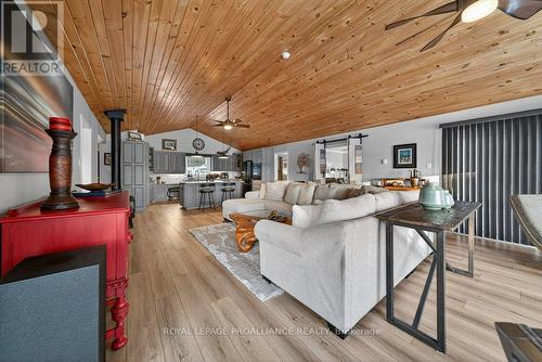 5317 Ardoch Road, Frontenac (Frontenac North), ON - Indoor