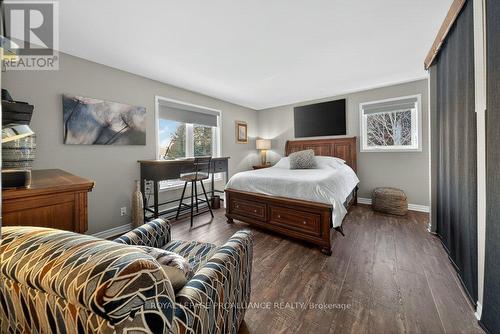 5317 Ardoch Road, Frontenac (Frontenac North), ON - Indoor Photo Showing Bedroom
