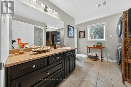 5317 Ardoch Road, Frontenac (Frontenac North), ON - Indoor Photo Showing Bathroom