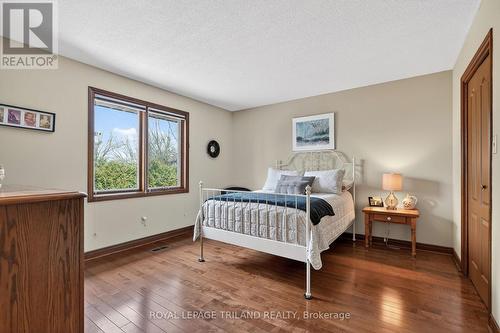 Second Level: Bedroom - 126 Somerset Road, London South (South K), ON - Indoor Photo Showing Bedroom