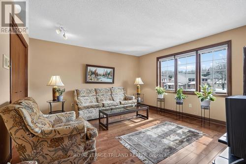 Second Level: Bedroom Being Used As a TV Room - 126 Somerset Road, London South (South K), ON - Indoor Photo Showing Living Room