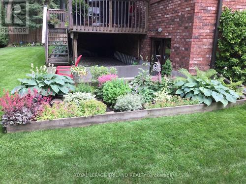 Backyard: Landscaped - 126 Somerset Road, London South (South K), ON - Outdoor With Deck Patio Veranda