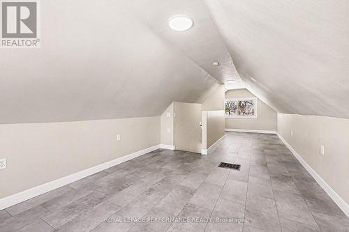 975 Sheridan Avenue, Ottawa, ON - Indoor Photo Showing Other Room