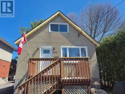 975 SHERIDAN AVENUE  Ottawa, ON K1Z 6M4