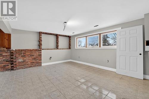 630 Buffalo Road, Fort Erie (Crescent Park), ON - Indoor Photo Showing Other Room