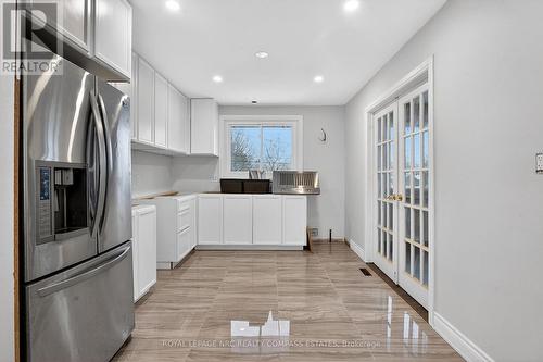 630 Buffalo Road, Fort Erie (Crescent Park), ON - Indoor Photo Showing Kitchen