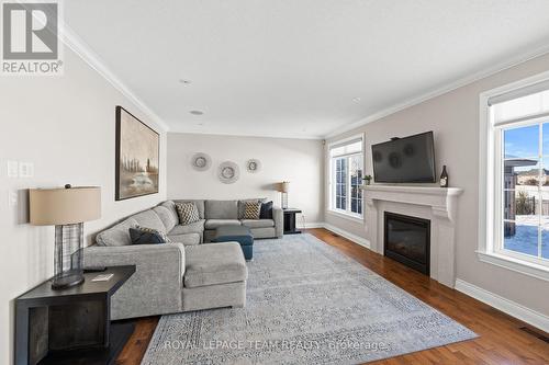 430 Kilmarnock Way, Ottawa, ON - Indoor Photo Showing Living Room With Fireplace