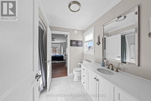 430 Kilmarnock Way, Ottawa, ON - Indoor Photo Showing Bathroom