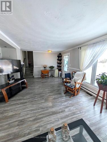 129 Bertha Road, East Ferris, ON - Indoor