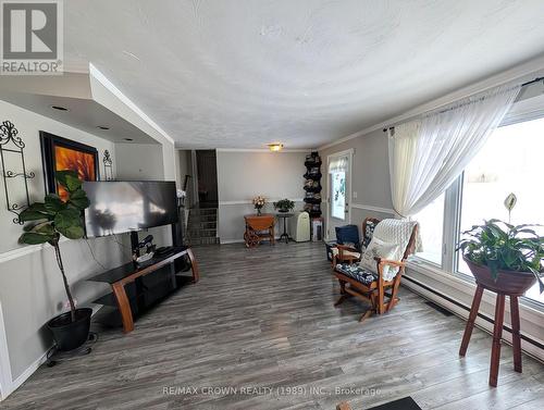 129 Bertha Road, East Ferris, ON - Indoor