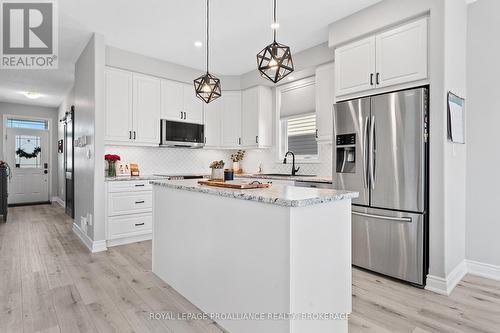 1556 Albany Drive, Kingston (City Northwest), ON - Indoor Photo Showing Kitchen With Stainless Steel Kitchen With Upgraded Kitchen